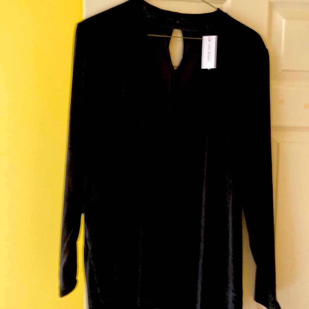 Black ribbed velour-like top